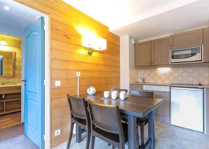 Cosy 2 Pièces, 5 Pers, Balcon, - Fr-1-353-81 Appartamento *